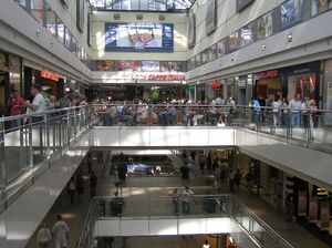 Galeria Dominikańska (wewnątrz).jpg