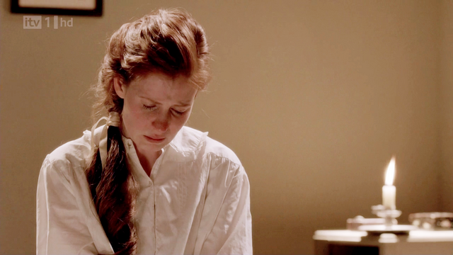 File:Downtonabbey2x01-5.png