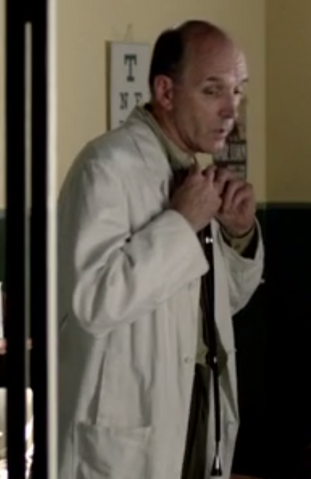 File:ArmyDoctorS2E3.png