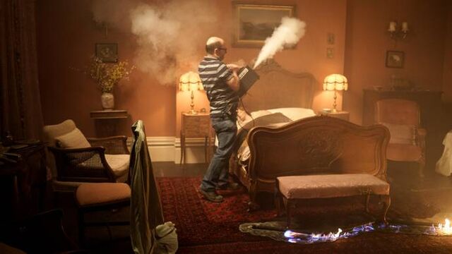 File:Mast-da-s5-ep1-downton-fire-ss-04-scale-690x390.jpg