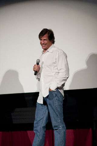 Archivo:MichaelPare.jpg