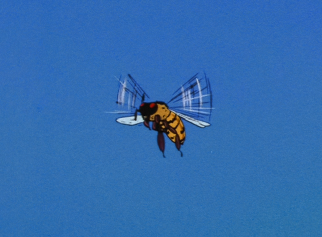 File:YellowBee.png