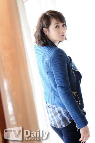 Archivo:Kim Hye Soo36.jpg