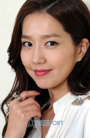 Archivo:Lee Jin9.jpg