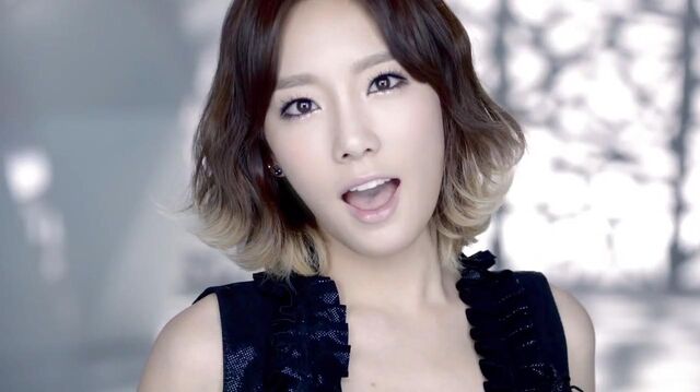 Archivo:Snsd-girlsgeneration-theboys-taeyeon.jpg