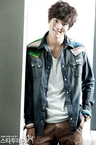 Archivo:Joo Won35.jpg