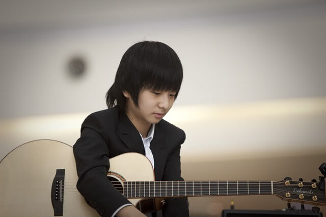Archivo:Sungha jung.jpg