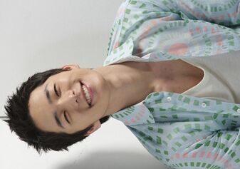 Archivo:Lee Hyun Jin3.jpg