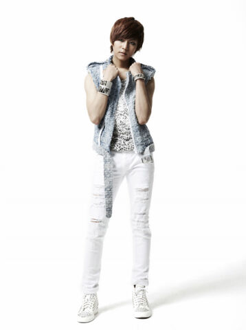 Archivo:Young Jun4.jpg
