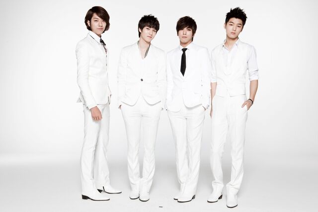 Archivo:CNBLUE014.jpg