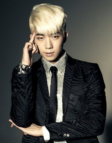 Archivo:Wooyoung1.jpg