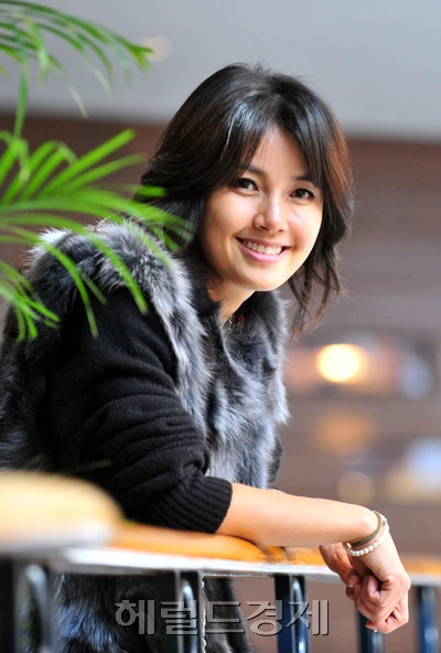 Shin Ae Ra | Wiki Drama | FANDOM powered by Wikia