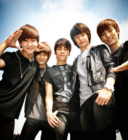 Archivo:SHINee 2.png