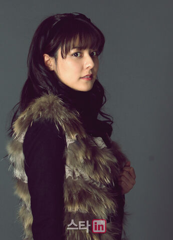 Archivo:Fujii Mina9.jpg