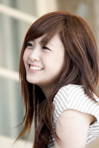 Archivo:Lin Ying Zhen 08.jpg