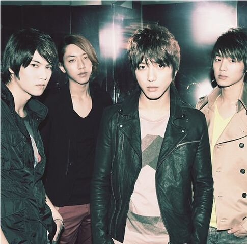 Archivo:CNBLUE027.jpg