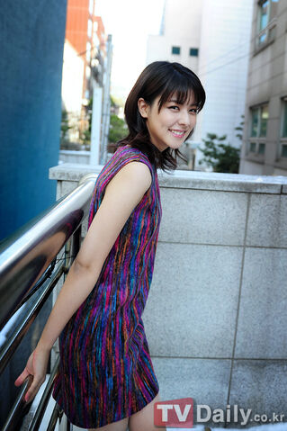 Archivo:Fujii Mina14.jpg