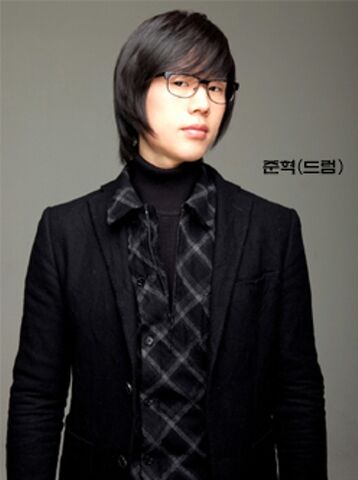 Archivo:Joon Hyuk.jpg
