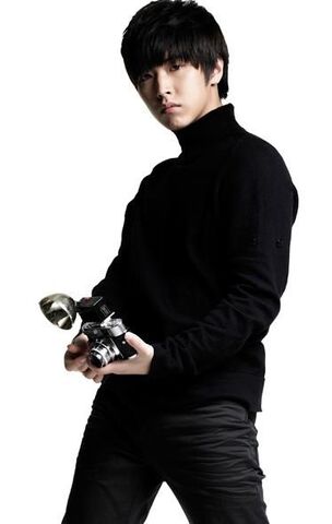 Archivo:Sung Min 10.jpg