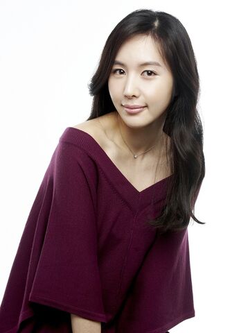 Archivo:Shin Joo Ah5.jpg