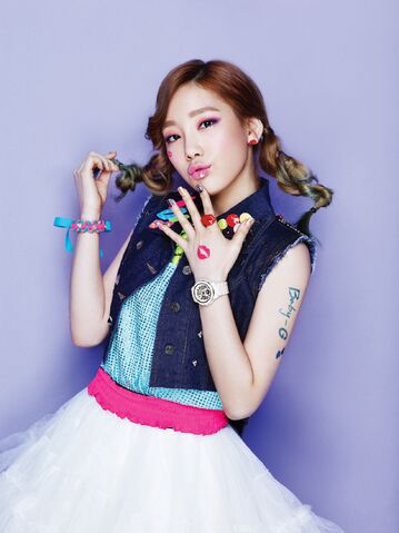 Archivo:Taeyeonc13WaM1rl8sw0o1 1280.jpg