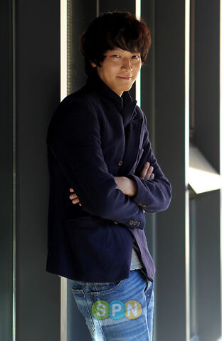 Archivo:Kang Dong Won13.jpg
