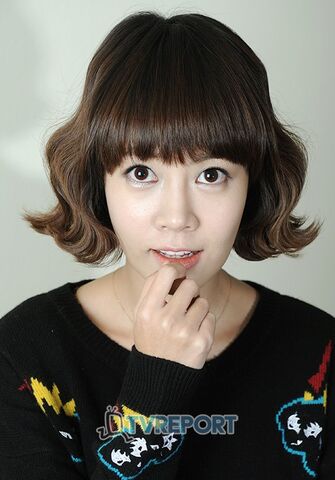 Archivo:Choi Yoon Young (1986)11.jpg