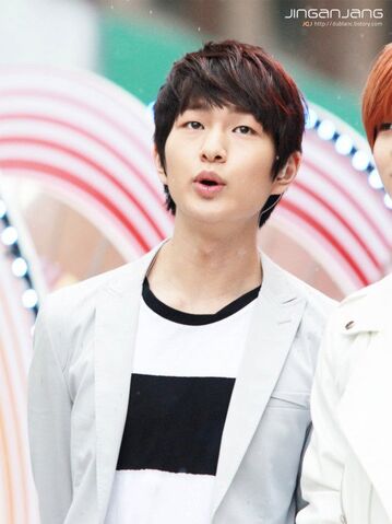 Archivo:Onew 050.jpg