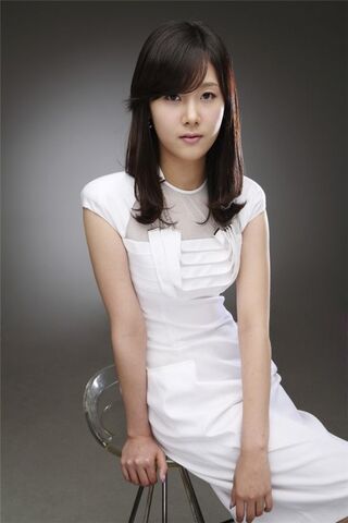 Archivo:Kim-Ji-Min-02.jpg