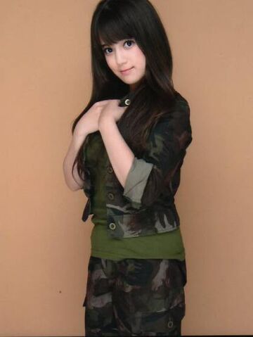 Archivo:Oku Manami.jpg