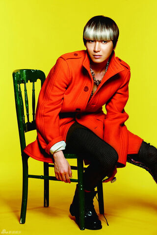 Archivo:LeeTeuk 08.jpg