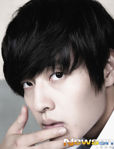 Archivo:Kang Ha Neul23.jpg