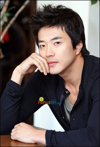 Archivo:20090805-asiazone kwon.sang.woo01.jpg