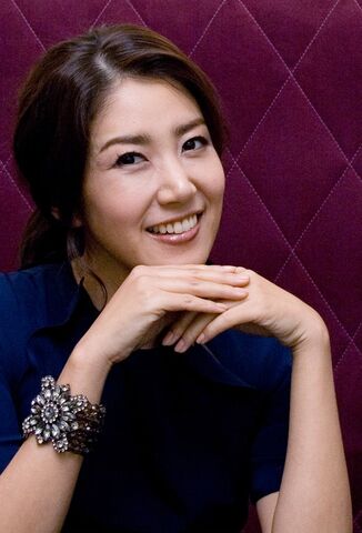 Archivo:Yoo Ho Jung8.jpg