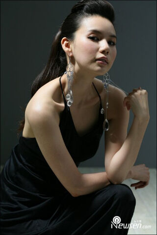 Archivo:Park Shi Eun4.jpg