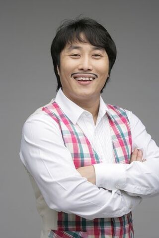 Archivo:Sportsseoul com 20110928 114210 minukk34.jpg