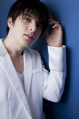 Archivo:Shirota Yu21.jpg