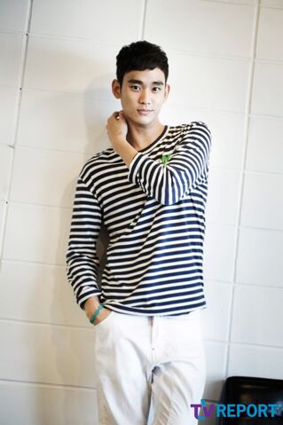 Archivo:Kim Soo Hyun20.jpg