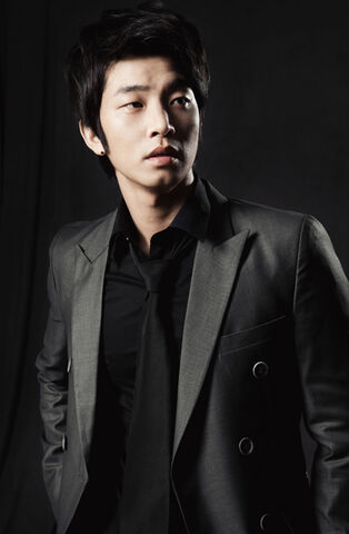 Archivo:Lee Shi Hoon5.jpg