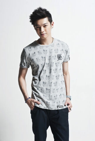 Archivo:Calvin Chen..jpg