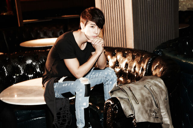 Archivo:Donghae 05.jpg