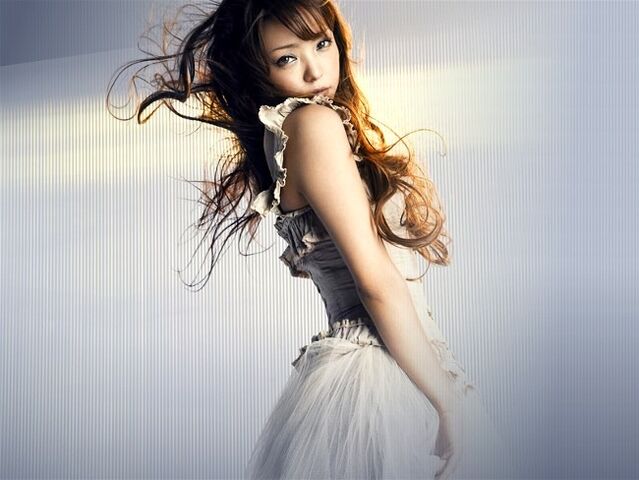 Archivo:Namie-amuro-go-round-splash.jpg