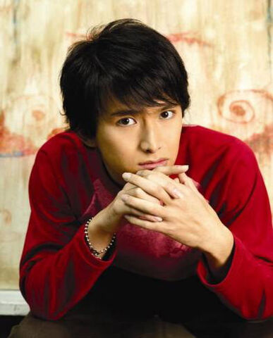 Archivo:Abe Tsuyoshi.jpg