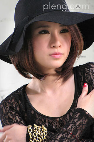 Archivo:Girlyberrygirlyberrymai.jpg