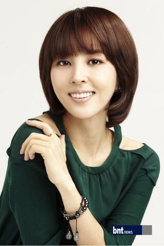 Archivo:Han Hye Jin13.jpg