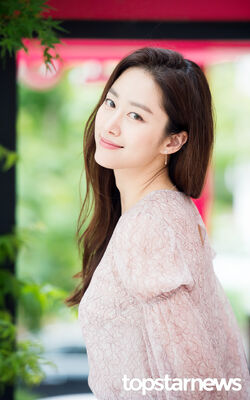 Jun Hye Bin 43.jpg