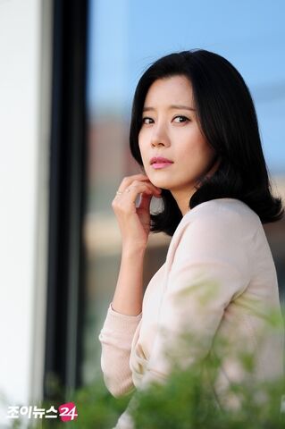Archivo:Yoo Sun24.jpg