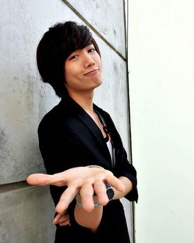Archivo:Jinwoong2.jpg