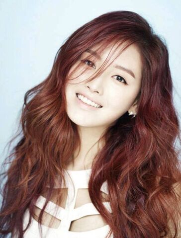 Archivo:Kim Jae Kyung00.jpg
