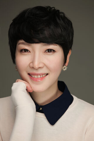 Archivo:Kim Do Young2.jpg